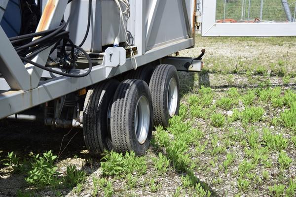 8#3589 Carrello con shelter e traliccio per telecomunicazioni in vendita - foto 9
