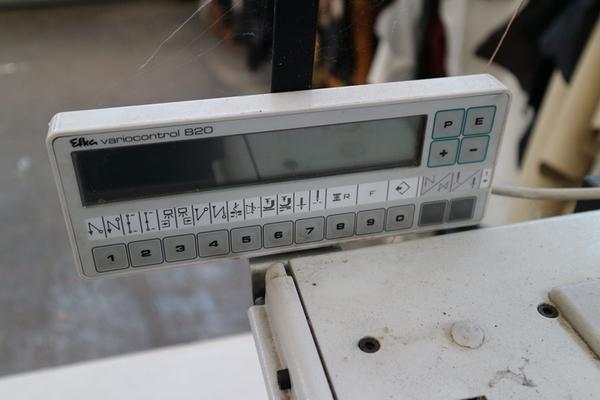 34#3594 Banchi da lavoro Marim e macchine da cucire Durkopp in vendita - foto 18