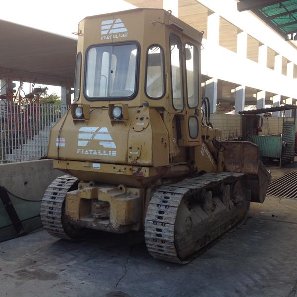 7#3599 Trattore cingolato Fiat Allis FL10C in vendita - foto 2