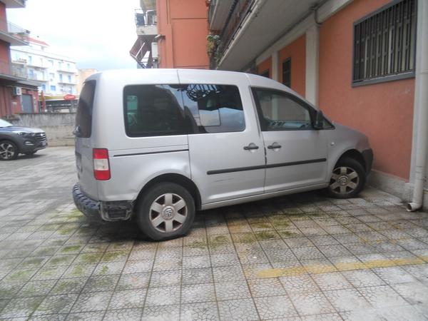 1#3622 Autocarro Volkswagen Caddy in vendita - foto 2