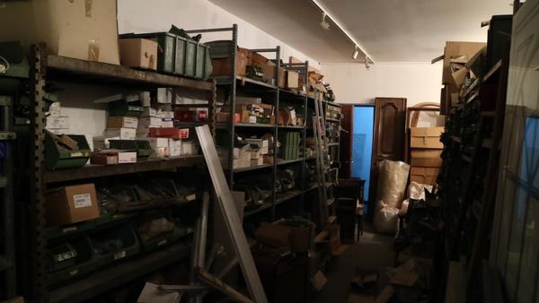 23#3629 Ferramenta per mobili e serramenti  in vendita - foto 4