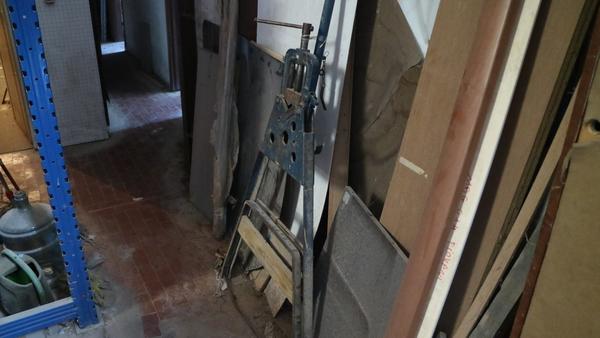 24#3629 Banchi da lavoro e mola Stayer in vendita - foto 5