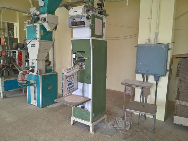 14#3630 Confezionatrici semiautomatiche per sacchi Comes e Paglierani in vendita - foto 1