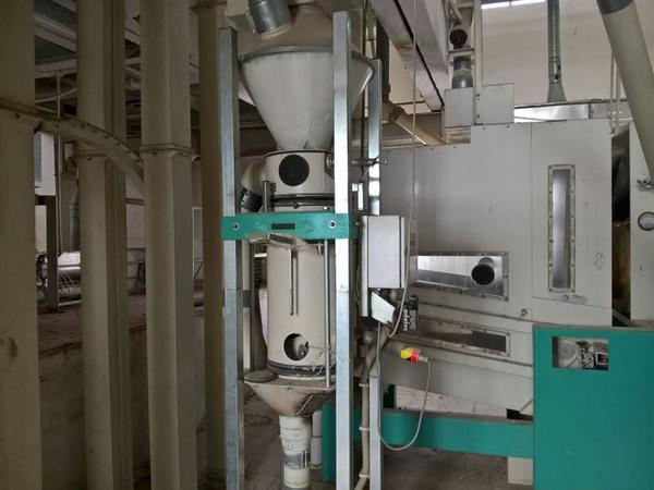 17#3630 Elettroventilatori Ferrari e pulitrice combinata Buhler in vendita - foto 71