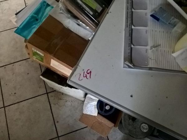 18#3630 Scaffalatura metallica e arredi ufficio in vendita - foto 5