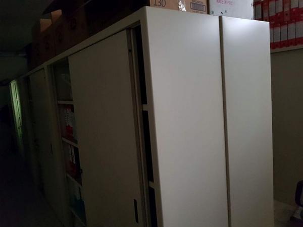 36#3630 Scrivanie e armadi metallici in vendita - foto 9
