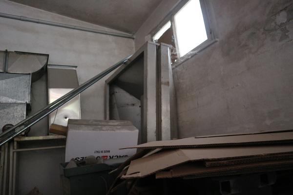 2#3632 Macchina da cucire Simac e tavoli da stiro Veit in vendita - foto 42