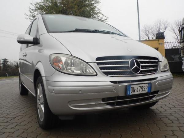 Lot Mercedes-Benz Viano Passenger car