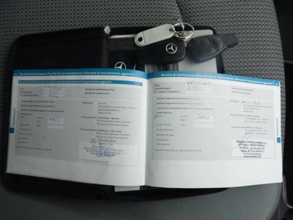11#3636 Autovettura Mercedes Benz Viano 2.0 in vendita - foto 18