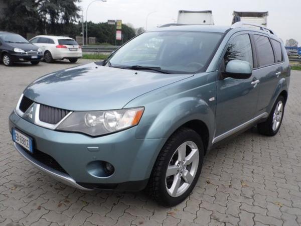 12#3636 Autovettura Mitsubishi Outlander 2.2 in vendita - foto 1