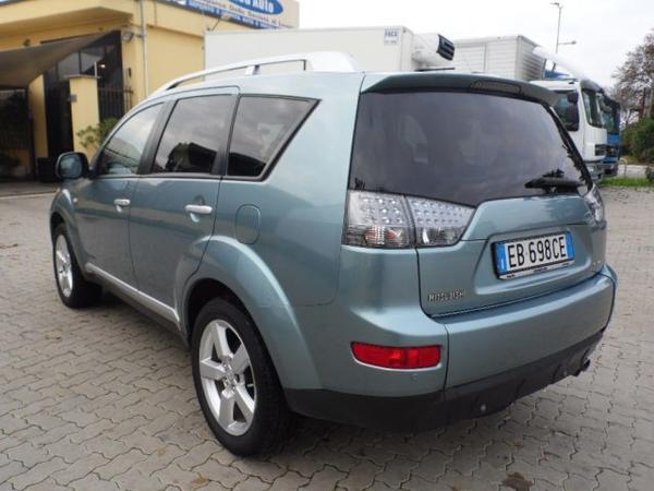 12#3636 Autovettura Mitsubishi Outlander 2.2 in vendita - foto 3