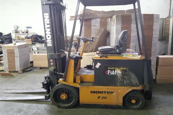 Carrelli elevatori in vendita