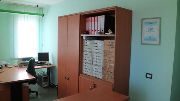 24#3655 Arredi e macchine da ufficio in vendita - foto 1