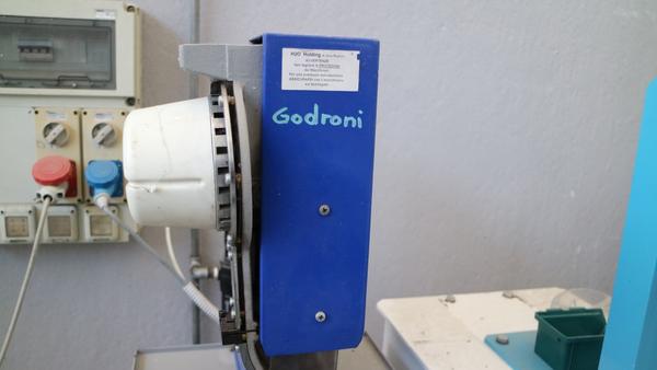 9#3655 Rivettatrice Godroni e arredi per officina in vendita - foto 3