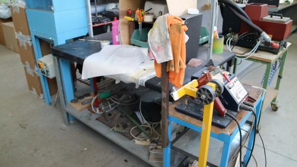 9#3655 Rivettatrice Godroni e arredi per officina in vendita - foto 7