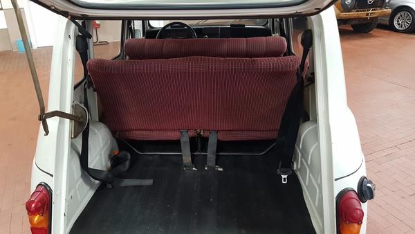 13#3664 Autovettura Renault 4 in vendita - foto 10