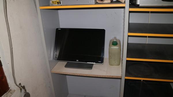 1#3666 Arredi ufficio e attrezzature officina in vendita - foto 4