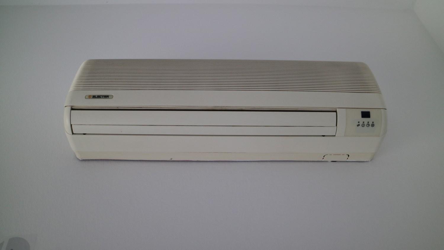 Lot Electra air conditioners