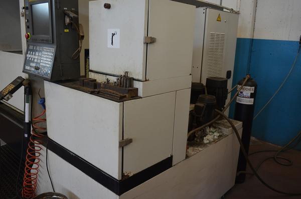 53#3667 Macchina a filo Fanuc Robocut alfa-1IB in vendita - foto 9