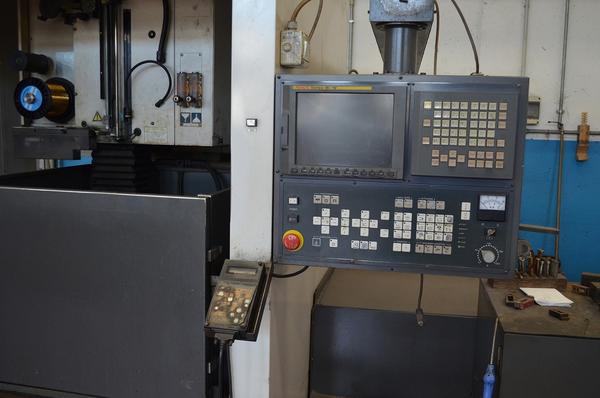 57#3667 Macchina a filo Fanuc Robocut  in vendita - foto 4