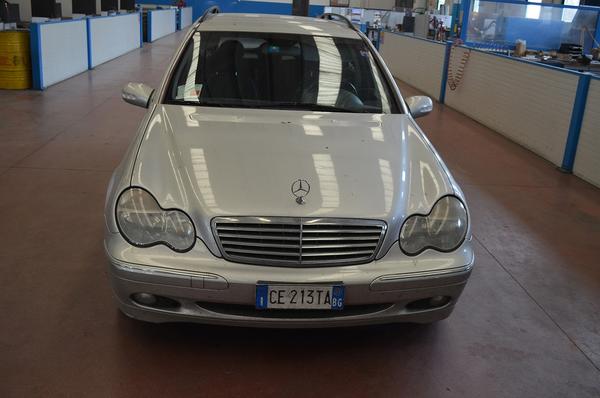 63#3667 Automobile Mercedes in vendita - foto 2