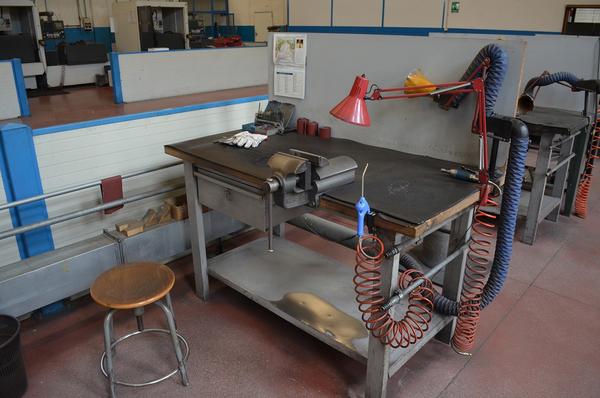 68#3667 Mobili e attrezzature da officina in vendita - foto 11