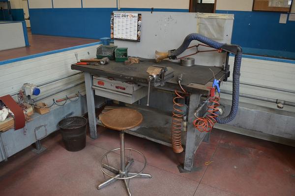 68#3667 Mobili e attrezzature da officina in vendita - foto 13