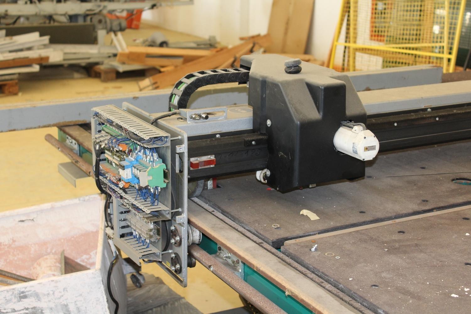 Lot Bottero glass cutting table