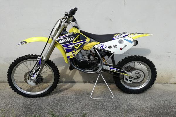 26#3672 Moto Suzuki RM Cross 85cc in vendita - foto 1