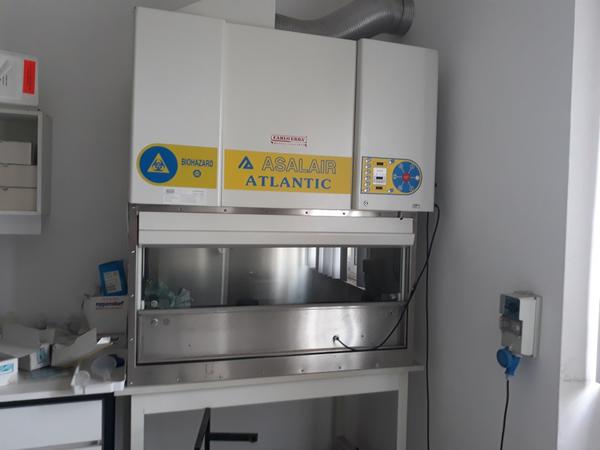 10#3675 FPLC AKTA Purifier e cappa flusso laminare Asalair Atlantic in vendita - foto 1