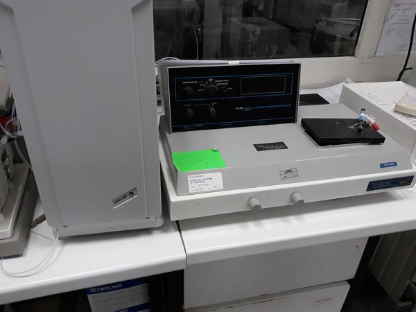17#3675 Spettrofotometro Hitachi e centrifuga Bekman in vendita - foto 20
