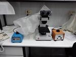 Image 2 - Gelaire laminar flow hood and Olympus BH2 microscope - Lot 20 (Auction 3675)