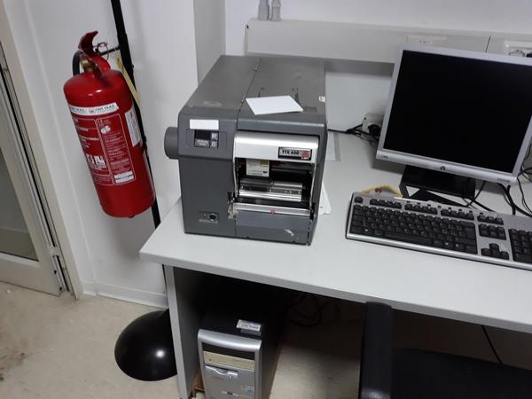 30#3675 Macchina RCC Inflaconatrice Reagenti e printatrice Linx in vendita - foto 21