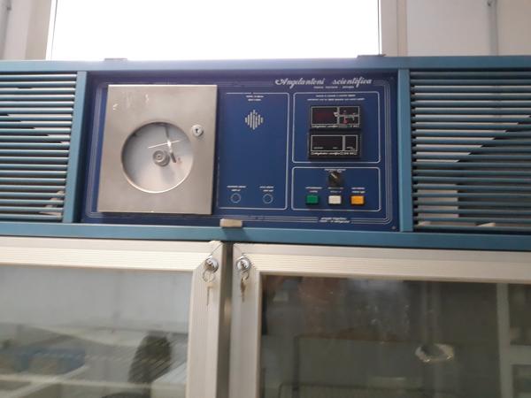 31#3675 Cappa flusso laminare e pompa peristaltica in vendita - foto 8