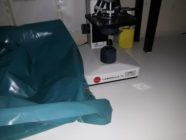 7#3675 Centrifuga ALC e  microscopio Leitz in vendita - foto 7