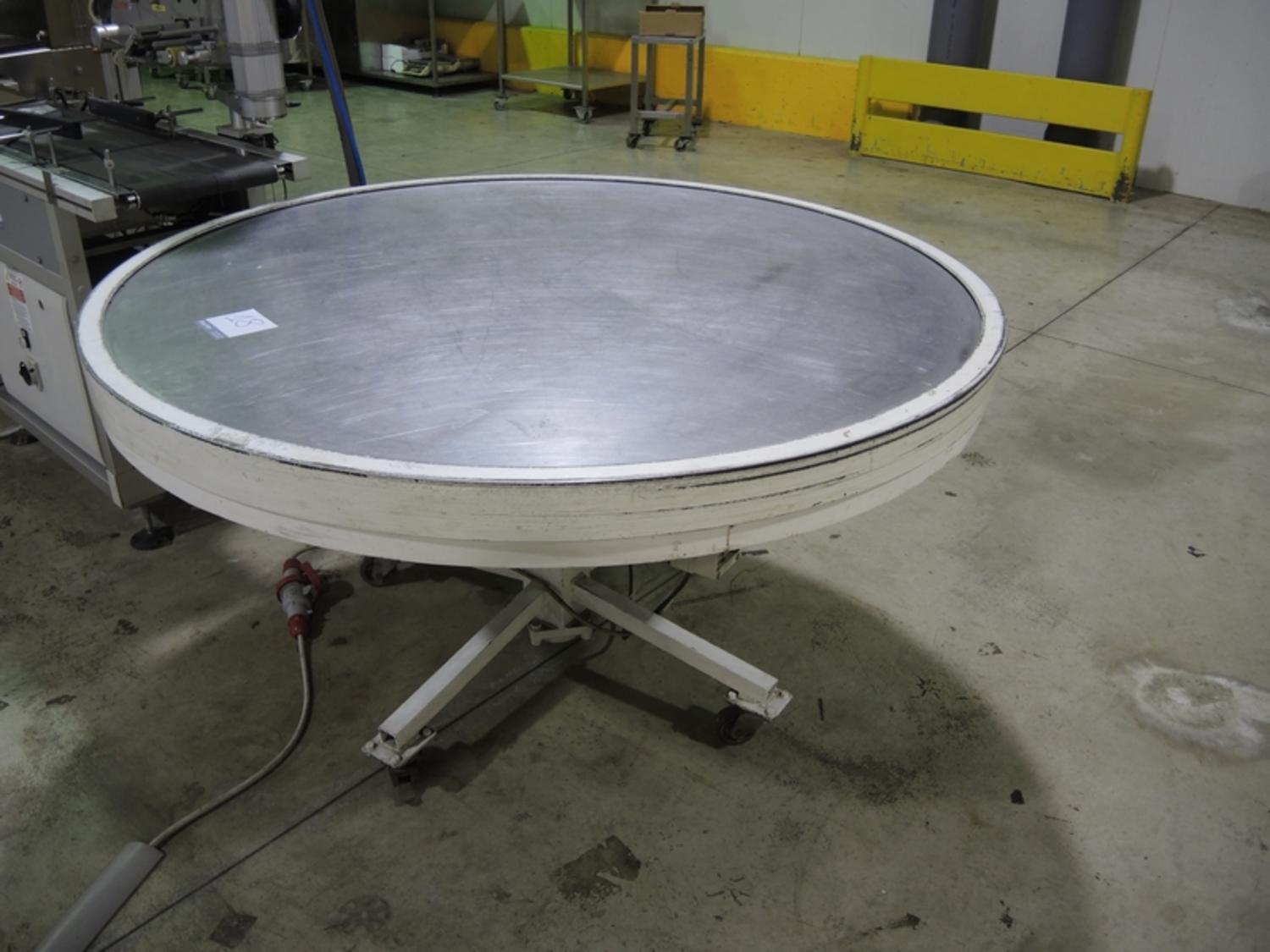 Lot Rotating table