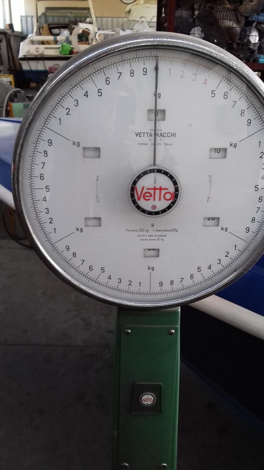 Lot Mechanical floor scales