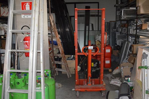 Carrelli elevatori in vendita