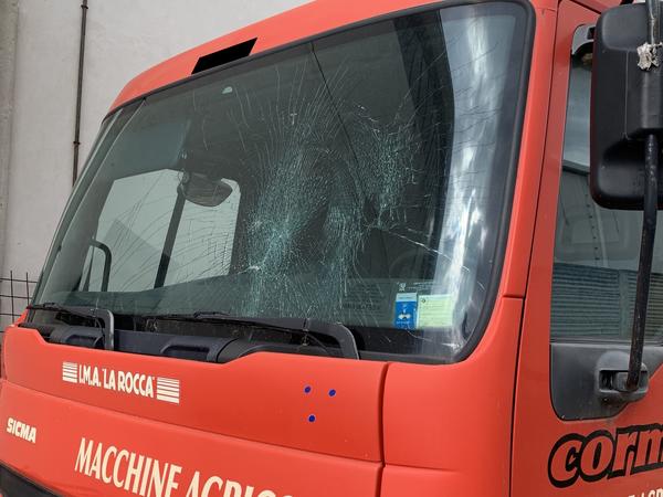 1#3693 Autocarro con gru Renault ed erpici rotanti in vendita - foto 14