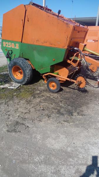 25#3695 Rotopressa Gallignani 9250 S in vendita - foto 1