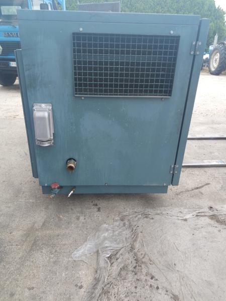 3#3695 Compressore elettrico a vite silenziato Atlas Copco GA208 in vendita - foto 8