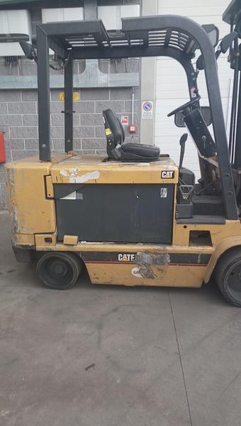 6#3695 Carrello elevatore Caterpillar M120D in vendita - foto 9