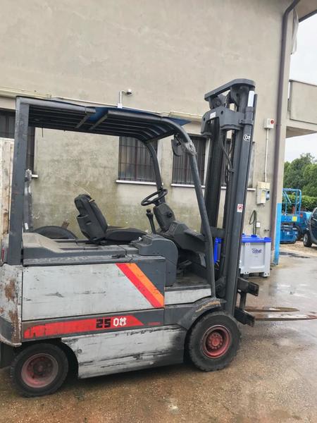 9#3695 Carrello Elevatore Elettrico OM EU25 in vendita - foto 11