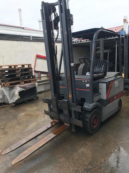9#3695 Carrello Elevatore Elettrico OM EU25 in vendita - foto 16