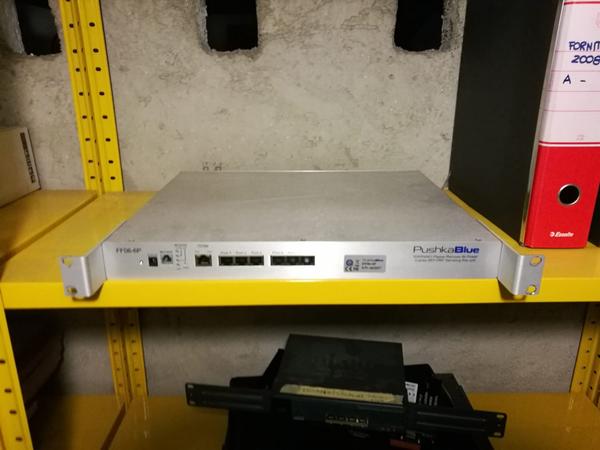 14#3704 Tv Philips e cassaforte Phoenic in vendita - foto 21