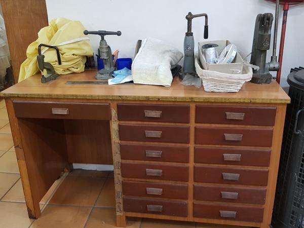 8#3705 Arredi e attrezzature sartoria in vendita - foto 6