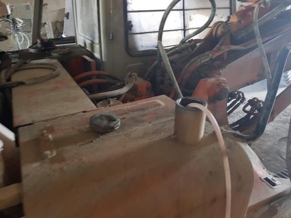 2#3707 Escavatore cingolato Fiat Hitachi FH 150 T in vendita - foto 10