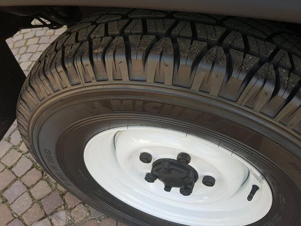 28#3715 Autoveicolo Land Rover Defender in vendita - foto 5