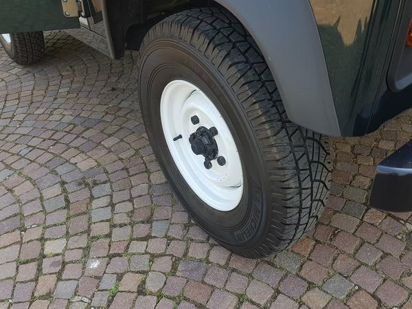 28#3715 Autoveicolo Land Rover Defender in vendita - foto 6