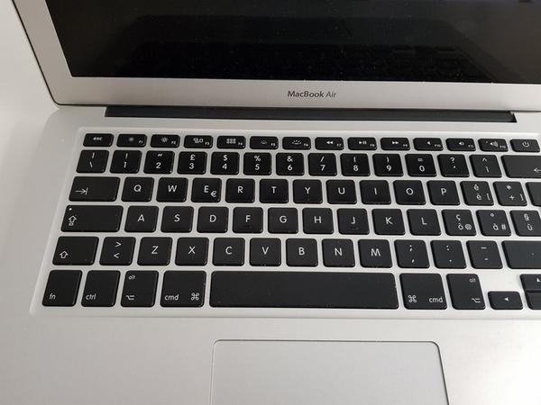 21#3717 Macbook Air in vendita - foto 4